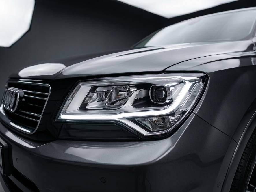 Crystal clear restored headlight